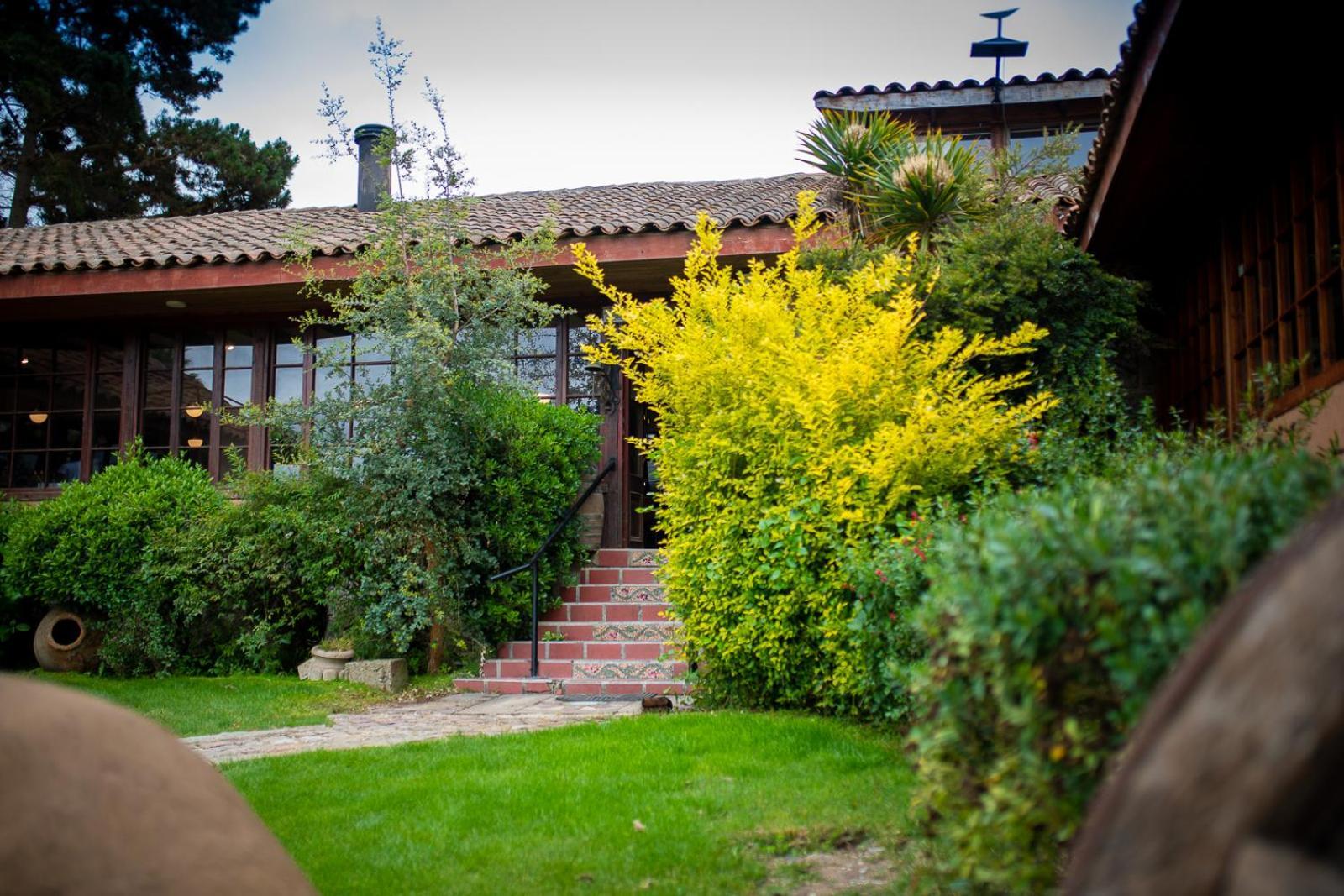 לינה וארוחת בוקר קרטחנה Bungalow Miramar & Jeronimo At Casa Marin Vineyards מראה חיצוני תמונה